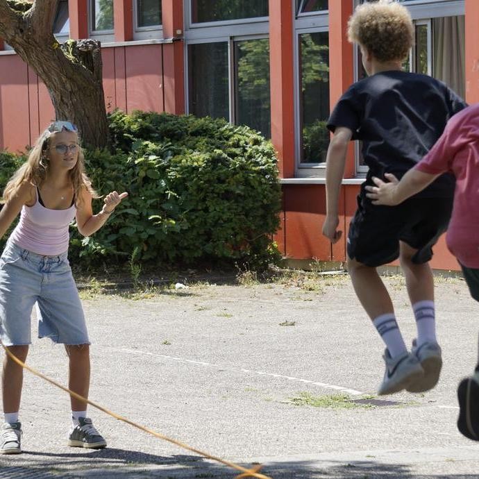 Sportfest 26.35 (vergrößerte Bildansicht wird geöffnet)