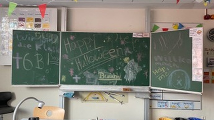 Klassenraum Halloween