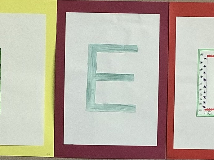 Frieden (vergrößerte Bildansicht wird geöffnet)