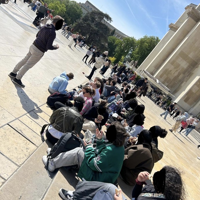 Paris 6 (vergrößerte Bildansicht wird geöffnet)