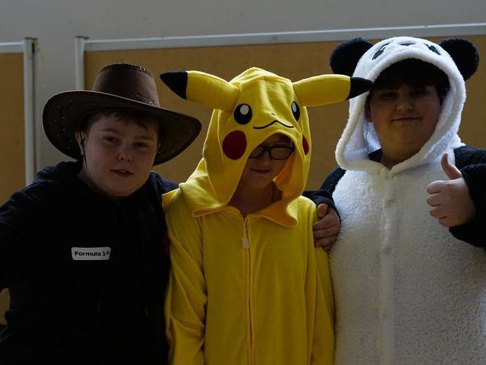 Karneval 5 (vergrößerte Bildansicht wird geöffnet)
