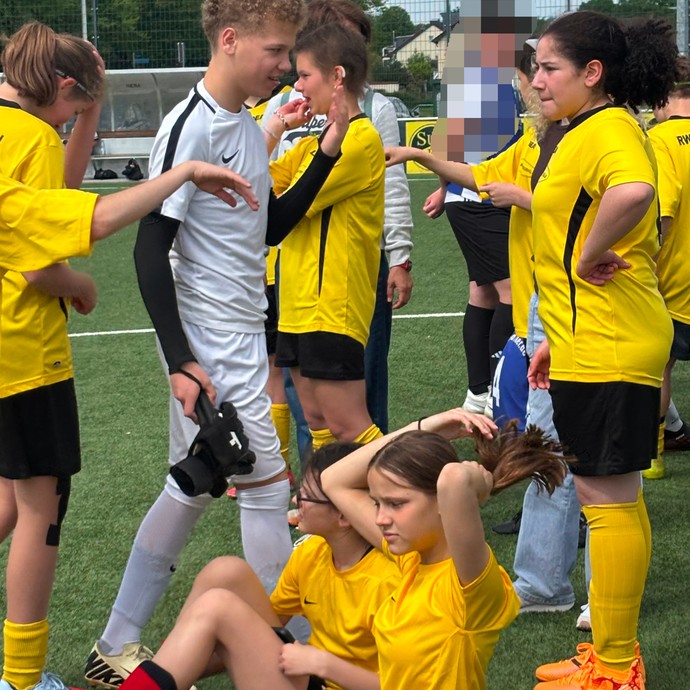 Fußball-L.-M. 26.3 (vergrößerte Bildansicht wird geöffnet)