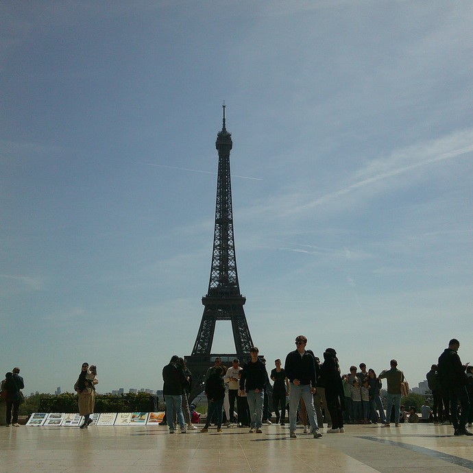 Paris 1 (vergrößerte Bildansicht wird geöffnet)